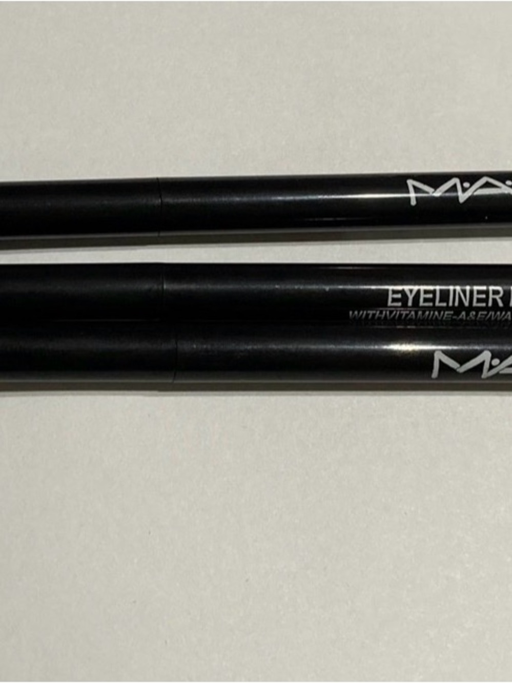 MAC Cosmetics Black Retractable 3 Eyeliner Pencil - Picture 3 of 5